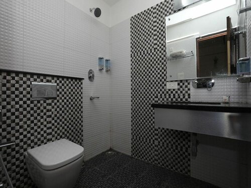 OYO 10380 Hotel The Green Majestic, Забронировать Отель Отели штата Уттаракханд 3 звезды, 3*