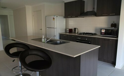 London Park Resort, Rezervați Stațiune Hoteluri în Melbourne cu parcare, Parcare
