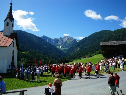 Familienwanderhof Eggeler, Забронировать Отель Отели Лезахталь с парковкой, Парковка