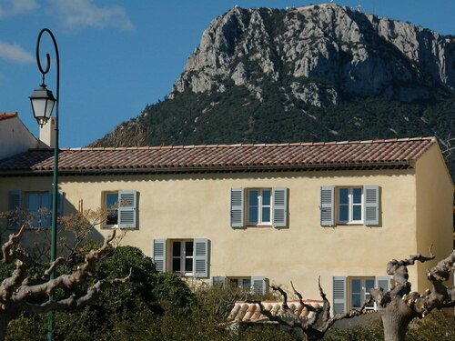 Chambres D'hôtes Le Vieux Logis, Book Bed and Breakfast SPA-hoteller i Var coast, SPA