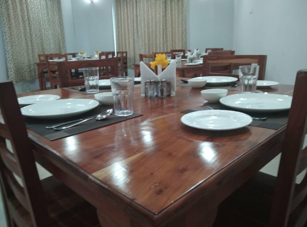 Le ROI Floating Huts & Eco Rooms Tehri