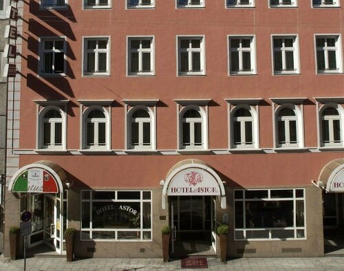 Hotel Astor, Забронировать Отель Отели Мюнхена 3 звезды, рядом с Кёнигсплац, 3*