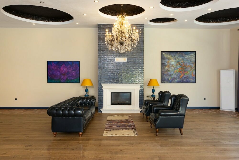 Ema Houses