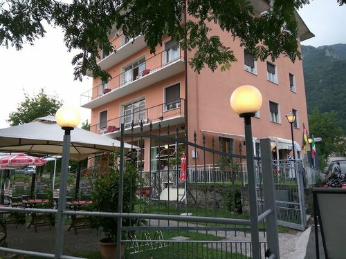 Albergo al lago, Rezervați Hotel Anfo Lombardia