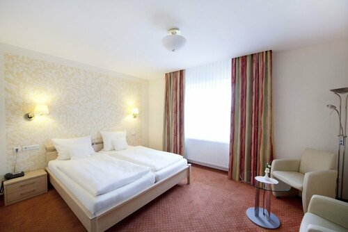 City-Hotel, Забронировать Отель Фризойте Oldenburger Muensterland