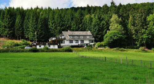 Haus Hubertus, Забронировать Отель Отели Виллинген 3 звезды, 3*