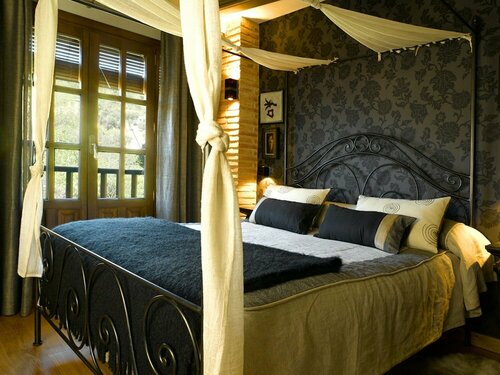 Hotel Boutique Maribel, Забронировать Бутик-отель Отели Алькесар с завтраком, рядом с Colegiata de Santa María, Завтраки