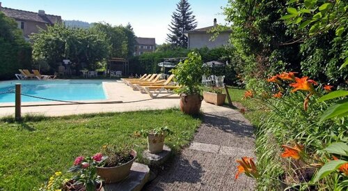 Hotel Family, Book Hotel Hoteller i Rhône-Alps med parkering, Parkering