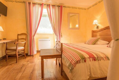 Hôtel Le Troubadour à Rocamadour, Book Hotel Hotels in Lot with a Pool, Swimming Pool