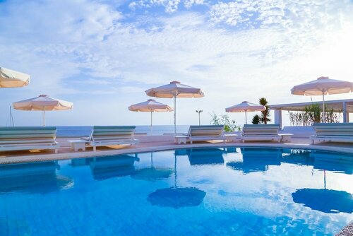 Notos Therme and Spa, Забронировать Курортный отель Вличада Санторини