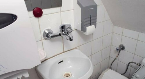 Red Nose Hostel with Self-Check In, Reserva ahora Albergue Hostales en Vidzeme, Albergue