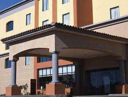 Fiesta Inn Nogales, Prenota Hotel Hotel a Sonora con piscina, Piscina