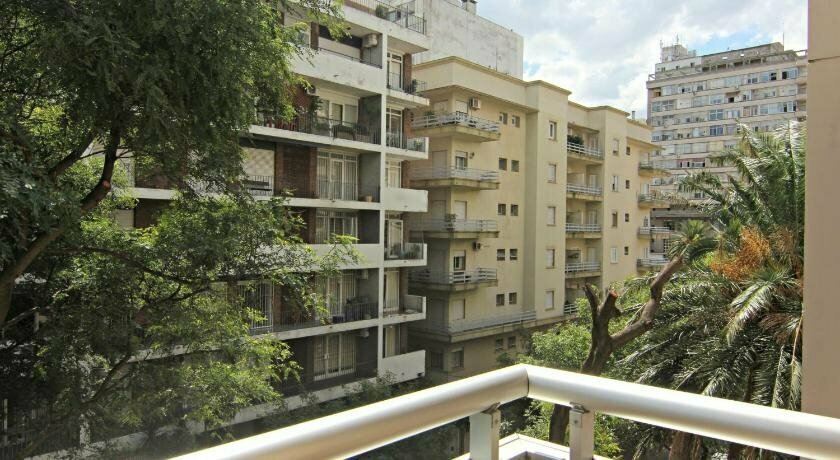 27 Suites Apart Hotel