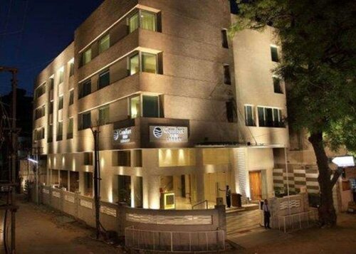 Comfort Inn Legacy, Забронировать Отель Раджкот штат Гуджарат, рядом с Железнодорожный вокзал Раджкот