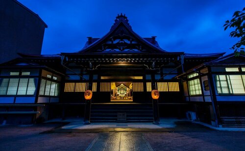 Temple Hotel Takayama Zenkoji, Забронировать Отель Отели Токая 4 звезды, 4*