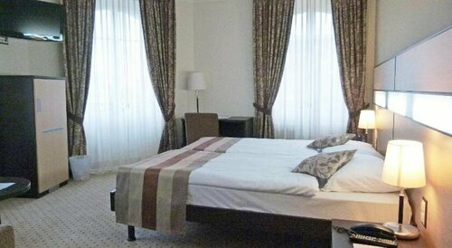 Hôtel des Alpes, Rezervovat Hotel Nyon Lausanne