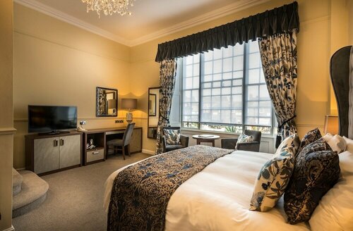 The Golden Fleece Hotel, Thirsk, North Yorkshire - The Coaching Inn Group, Забронировать Отель Тирск Северный Йоркшир
