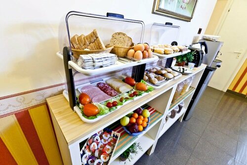 B&B MediNaples, Забронировать Отель «постель и завтрак» Моло Беверелло Неаполь