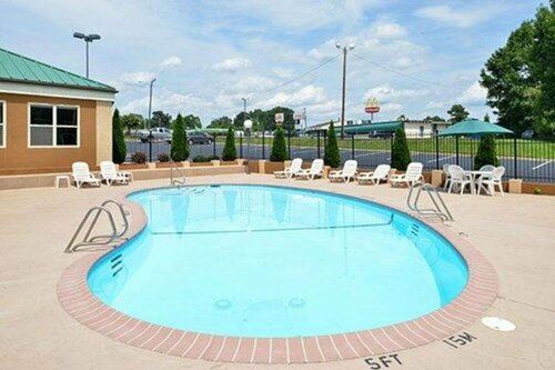 Quality Inn, Buchen Sie Hotel Asheboro 