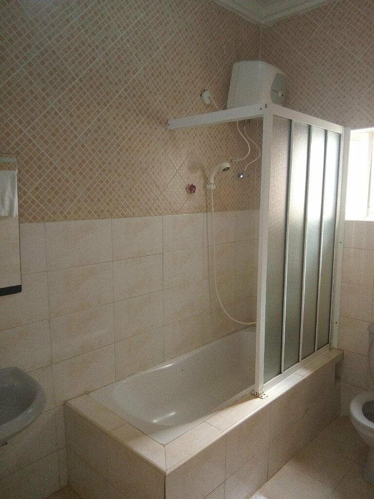 Allen Suites
