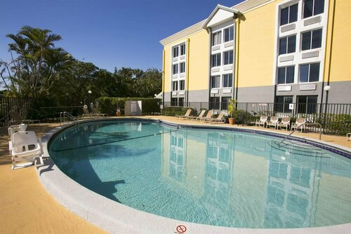 The Inn at Boynton Beach, Забронировать Отель Отели Palm Beach County с бассейном, Бассейн
