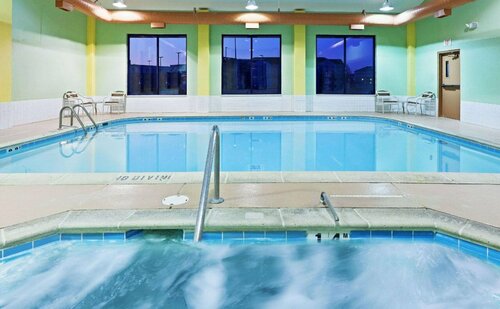 AmericInn Hotel & Suites Indianapolis NE, Varaa Hotelli Hotellit Indiana aamiaisella, Aamiainen