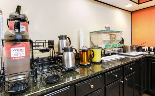 Comfort Inn & Suites Macon North I-75, Buchen Sie Hotel Macon 