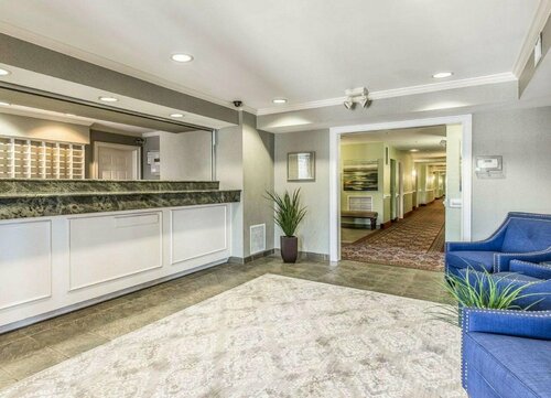 Suburban Studios Fort Myers Cape Coral, Забронировать Отель Форт-Майерс Fort Myers Area