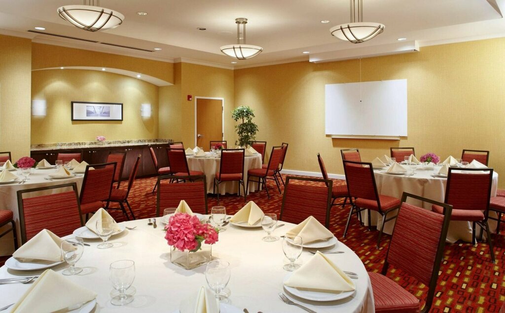 Courtyard by Marriott