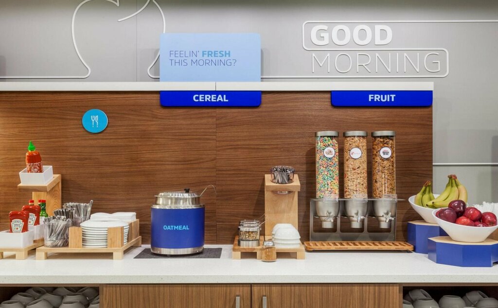 Holiday Inn Express and Suites Ontario Airport by Ihg