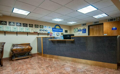 Days Inn by Wyndham Pauls Valley, Buchen Sie Hotel Pauls Valley Oklahoma