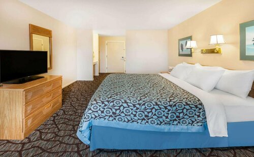 Days Inn Manistee, Boek Bed and Breakfast Manistee Michigan