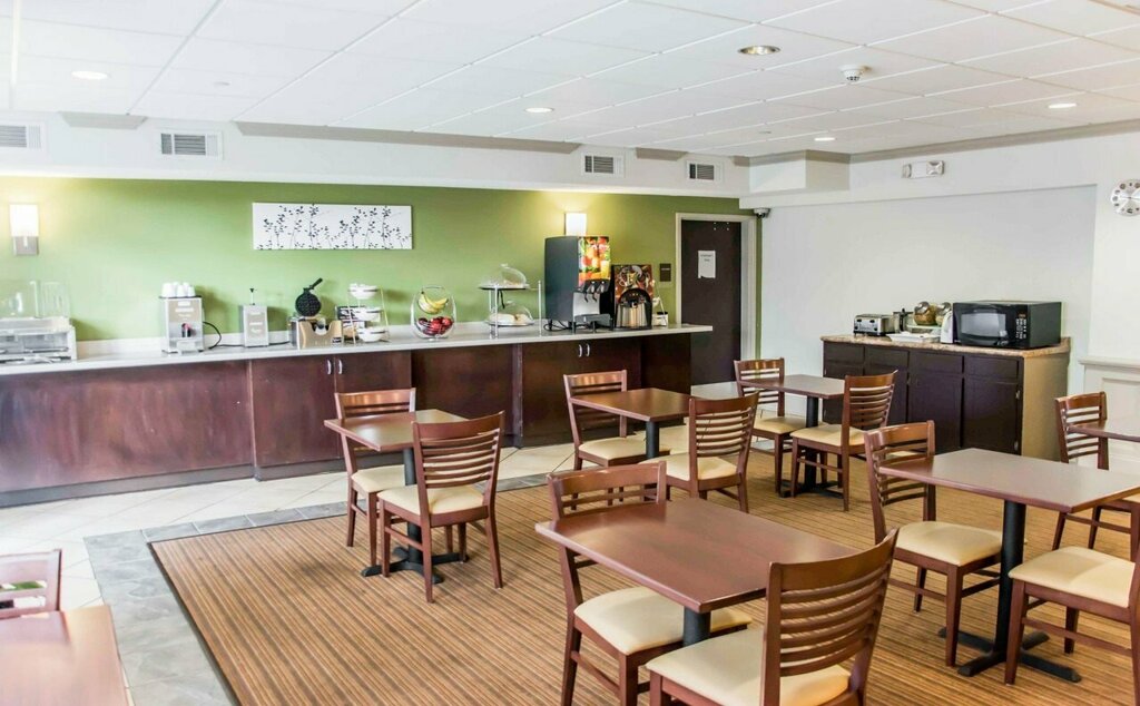 Ramada by Wyndham Jackson Ms