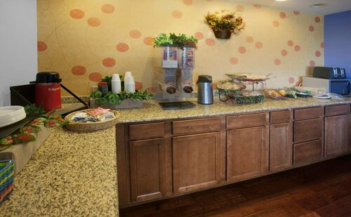 Americas Best Value Inn Waco - Franklin Avenue, Rezervați Hotel Waco 