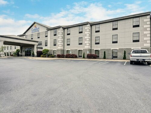 Comfort Inn & Suites Hot Springs Midtown, Забронировать Отель Хот-Спрингс Арканзас