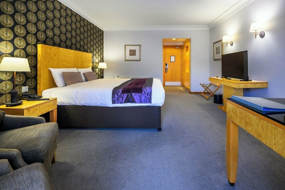Regency Park Hotel