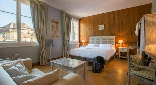 Le Beaulieu - Hôtel et Restaurant - Logis Hôtels, Забронировать Отель Отели Больё-сюр-Дордонь с парковкой, Парковка