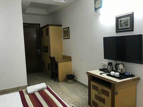 Hotel TJS Royale, Karol Bagh, Budget Friendly,Great Location,Value Stay, Забронировать Отель Отели Нью-Дели с парковкой, Парковка