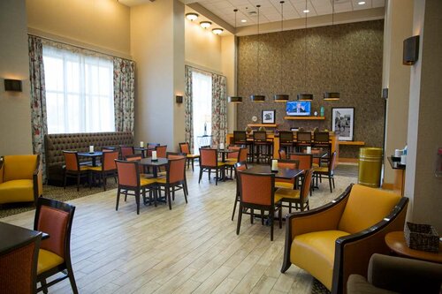 Hampton Inn & Suites Grenada, Buchen Sie Hotel Grenada Mississippi