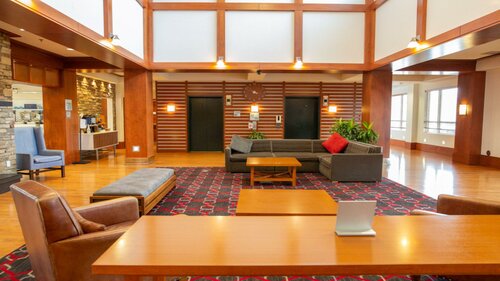 Four Points by Sheraton Columbus, Book Hotel Hoteller i Columbus med parkering, Parkering