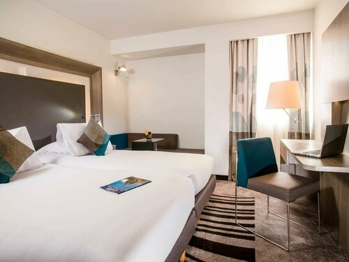 Novotel Cairo Airport, Book Hotel 4-stjernede hoteller i Cairo Governorate, 4*