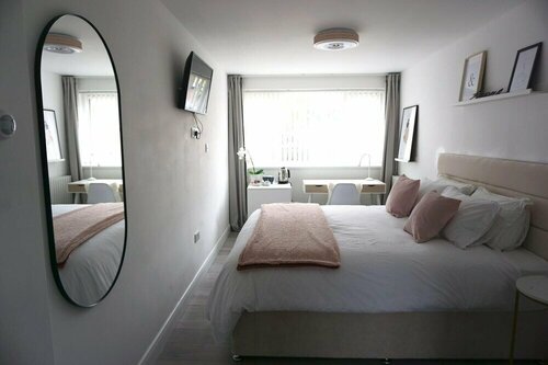 9 Kingscourt House, Забронировать Отель Отели Северной Ирландии с парковкой, Парковка