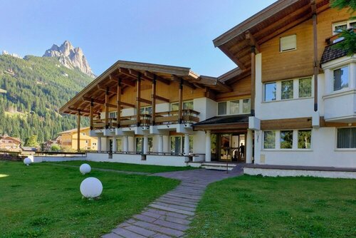 Hotel Trento, Забронировать Отель Поцца-ди-Фасса Долина Валь-ди-Фасса