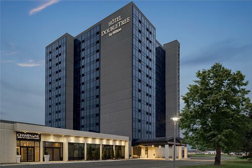 Doubletree By Hilton Pointe Claire Montreal Airport West, Reserva ahora Hotel Pointe Claire Quebec
