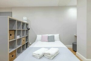 Modern Studio Flat - 1 min to Paddington Station