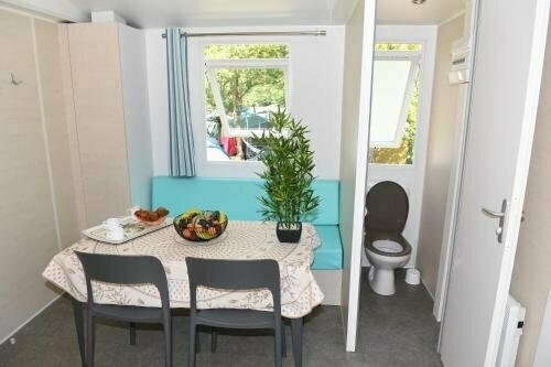 Camping Parc Bellevue, Забронировать Кемпинг Канны Приморские Альпы, рядом с Боулинг-клуб Warm'up