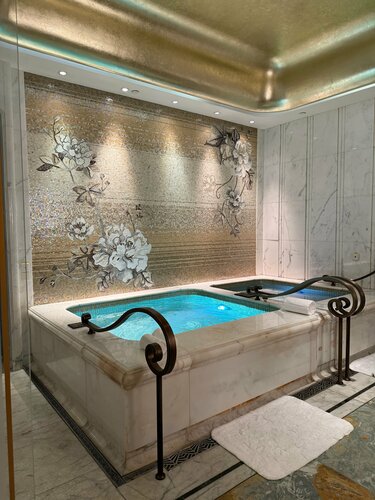 The St.Regis on the Bund, Shanghai, Забронировать Отель Отели Шанхая с парковкой, рядом с Рынок Юннань Базар, Парковка