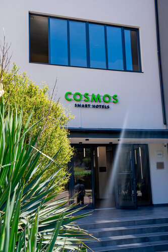 Отель Cosmos Smart Лазаревское, Забронировать Отель Отели Сочи с парковкой, Парковка