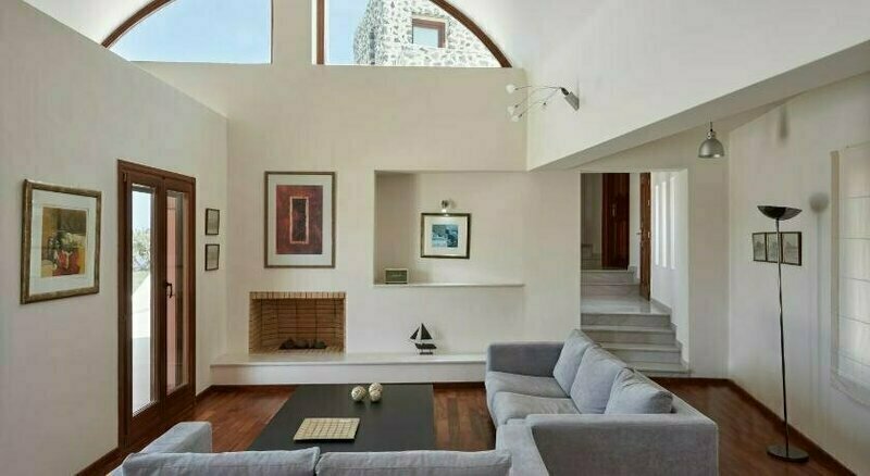 Periscope Villa
