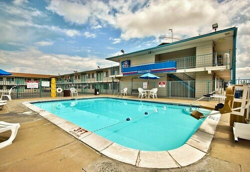 Americas Best value Inn & Suites-Helena, Book Mini-hotel Hoteller i Montana med pool, Swimmingpool